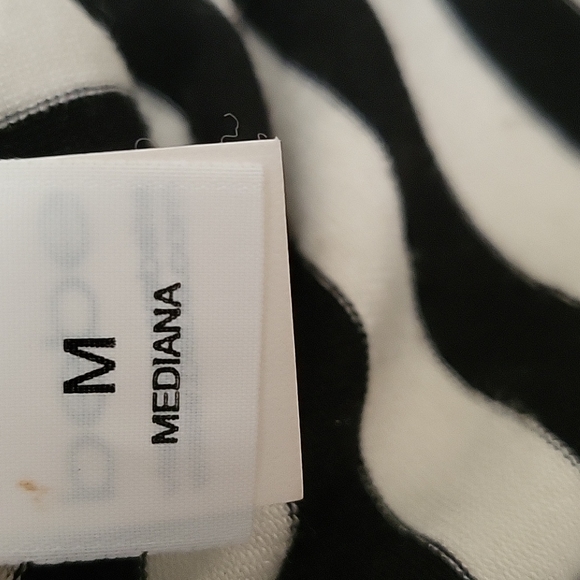 Bebe maxi chevron stripes dress, size Medium beige and black. - Picture 7 of 7